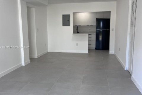 Appartement à louer à Miami, Floride: 2 chambres № 1930207 - photo 16