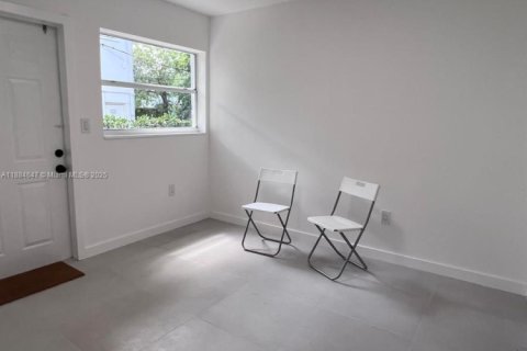 Appartement à louer à Miami, Floride: 2 chambres № 1930207 - photo 11