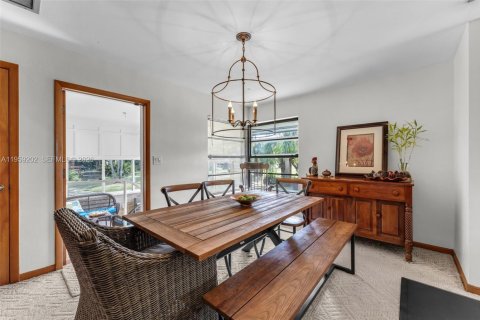 House in Homestead, Florida 4 bedrooms, 221.57 sq.m. № 2031130 - photo 23