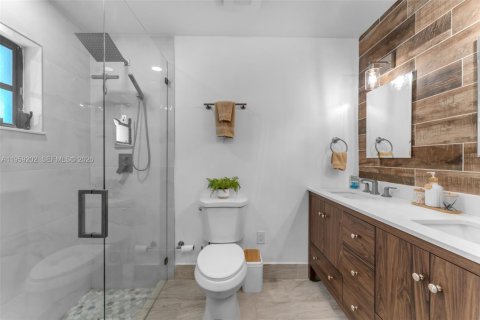 House in Homestead, Florida 4 bedrooms, 221.57 sq.m. № 2031130 - photo 26