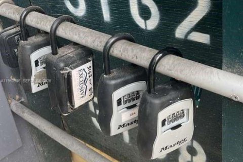 Copropriété à louer à Oakland Park, Floride: 1 chambre, 39.67 m2 № 2027726 - photo 16