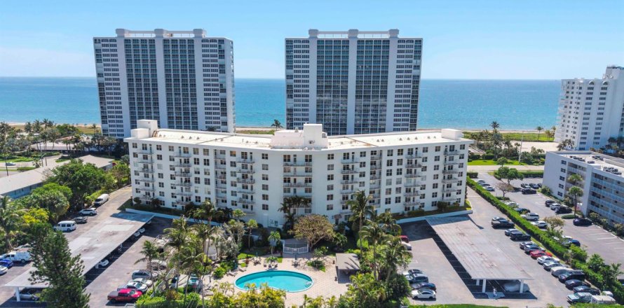 Condo in Boca Raton, Florida, 1 bedroom  № 2086776