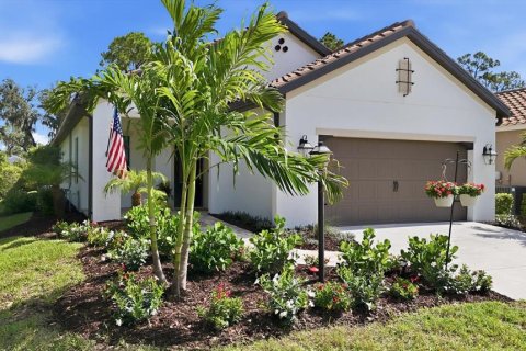House in Bradenton, Florida 3 bedrooms, 164.07 sq.m. № 2152264 - photo 8