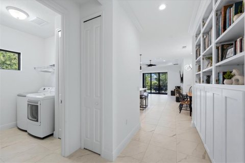 House in Bradenton, Florida 3 bedrooms, 164.07 sq.m. № 2152264 - photo 18
