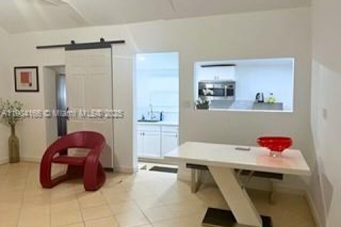 Villa ou maison à vendre à Miami, Floride: 4 chambres, 133.97 m2 № 1966506 - photo 7