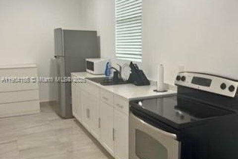 Villa ou maison à vendre à Miami, Floride: 4 chambres, 133.97 m2 № 1966506 - photo 9