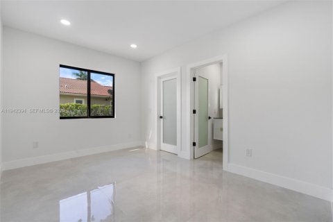 Villa ou maison à vendre à Davie, Floride: 5 chambres, 298.59 m2 № 1999156 - photo 27