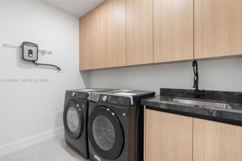 Villa ou maison à vendre à Davie, Floride: 5 chambres, 298.59 m2 № 1999156 - photo 30