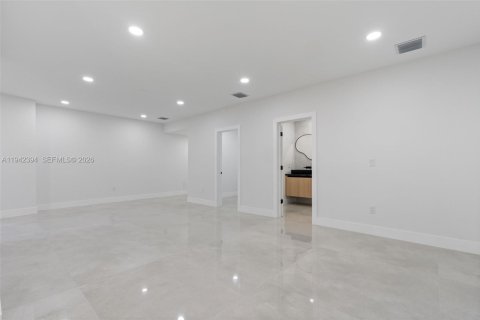 Villa ou maison à vendre à Davie, Floride: 5 chambres, 298.59 m2 № 1999156 - photo 19