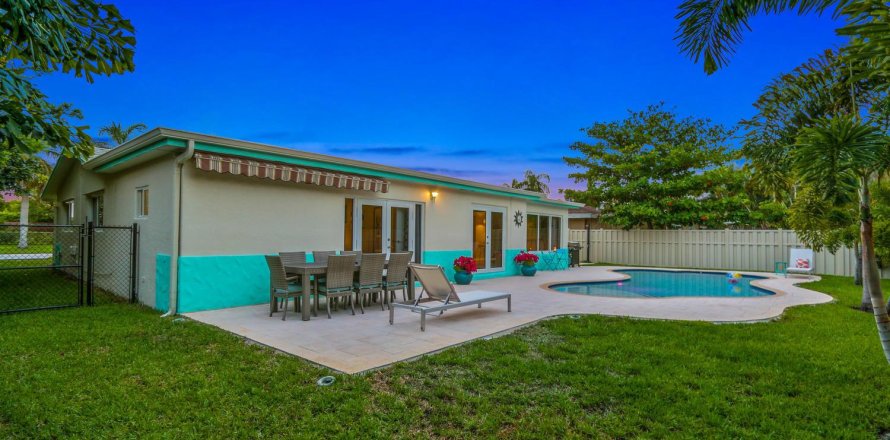 Villa ou maison à Boca Raton, Floride 4 chambres, 165.92 m2 № 850206