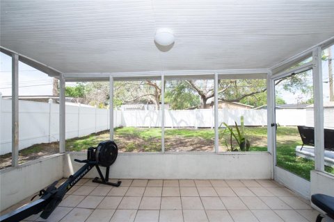 Casa en venta en Saint Petersburg, Florida, 3 dormitorios, 115.94 m2 № 1564413 - foto 11
