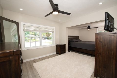 Casa en venta en Saint Petersburg, Florida, 3 dormitorios, 115.94 m2 № 1564413 - foto 17