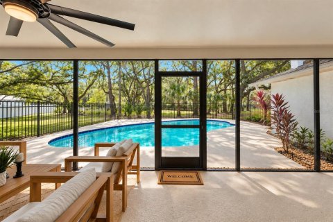 House in Oldsmar, Florida 3 bedrooms, 189.24 sq.m. № 2400374 - photo 3