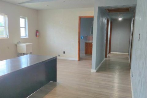 Снять в аренду коммерческую недвижимость в Брэндон, Флорида 170.94м2, № 2142825 - фото 15