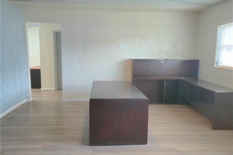 Снять в аренду коммерческую недвижимость в Брэндон, Флорида 170.94м2, № 2142825 - фото 16