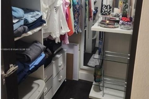 Condominio en alquiler en Aventura, Florida, 2 dormitorios, 92.34 m2 № 1943357 - foto 11