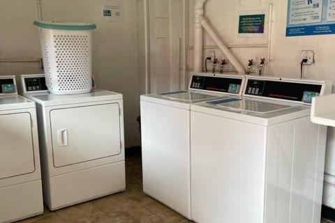 Condominio en alquiler en Plantation, Florida, 1 dormitorio, 87.33 m2 № 1097529 - foto 1