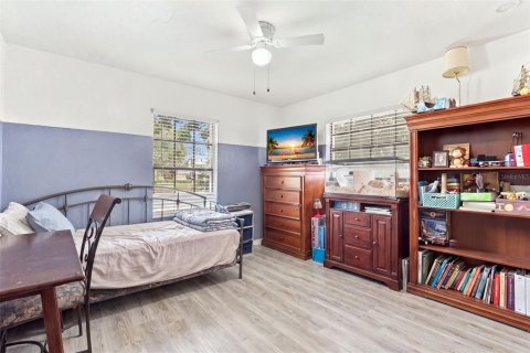 Villa ou maison à vendre à Eustis, Floride: 3 chambres, 141.95 m2 № 2430898 - photo 28