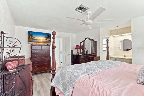 Villa ou maison à vendre à Eustis, Floride: 3 chambres, 141.95 m2 № 2430898 - photo 23