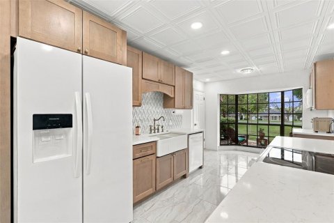 Villa ou maison à vendre à Eustis, Floride: 3 chambres, 141.95 m2 № 2430898 - photo 13
