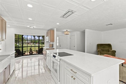 Villa ou maison à vendre à Eustis, Floride: 3 chambres, 141.95 m2 № 2430898 - photo 14