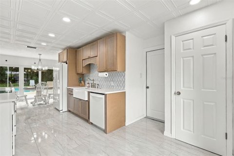 Villa ou maison à vendre à Eustis, Floride: 3 chambres, 141.95 m2 № 2430898 - photo 11