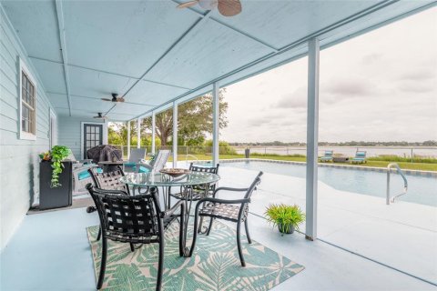 Villa ou maison à vendre à Deltona, Floride: 4 chambres, 270.53 m2 № 2279841 - photo 4