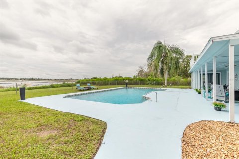 Villa ou maison à vendre à Deltona, Floride: 4 chambres, 270.53 m2 № 2279841 - photo 19