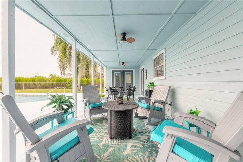 Villa ou maison à vendre à Deltona, Floride: 4 chambres, 270.53 m2 № 2279841 - photo 5