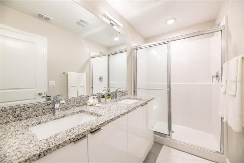 Townhouse in Kissimmee, Florida 4 bedrooms, 196.21 sq.m. № 2394235 - photo 21