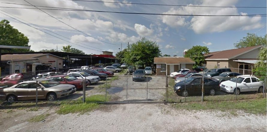 Immobilier commercial à Tampa, Floride 55.74 m2 № 1736647