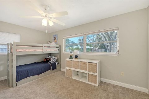 House in Sarasota, Florida 3 bedrooms, 174.28 sq.m. № 1653629 - photo 20