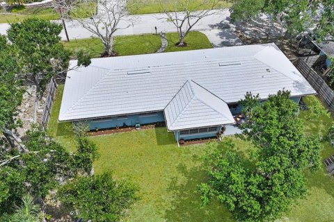 House in Sarasota, Florida 3 bedrooms, 174.28 sq.m. № 1653629 - photo 26