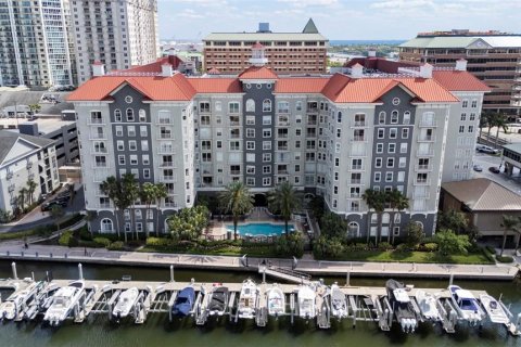 Condo à Tampa, Floride, 2 chambres № 2106035