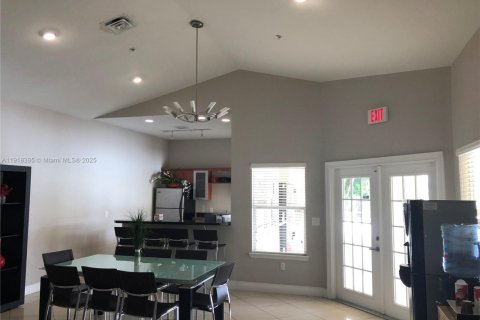 Снять в аренду кондоминиум в Санрайз, Флорида 1 спальня, 69.03м2, № 2020497 - фото 26