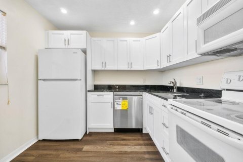 Copropriété à louer à Boynton Beach, Floride: 1 chambre, 70.05 m2 № 2340098 - photo 5