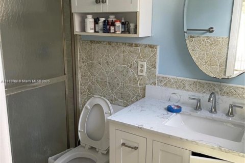 Villa ou maison à louer à Hollywood, Floride: 3 chambres, 170.38 m2 № 1971371 - photo 13