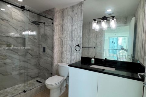 Снять в аренду кондоминиум в Майами, Флорида 1 спальня, 106.47м2, № 2005405 - фото 23