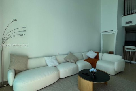 Снять в аренду кондоминиум в Майами, Флорида 1 спальня, 106.47м2, № 2005405 - фото 16