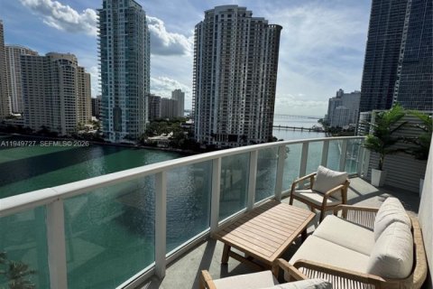 Снять в аренду кондоминиум в Майами, Флорида 1 спальня, 106.47м2, № 2005405 - фото 11