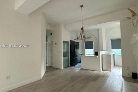 Copropriété à louer à Miami Shores, Floride: 73.76 m2 № 1991284 - photo 3