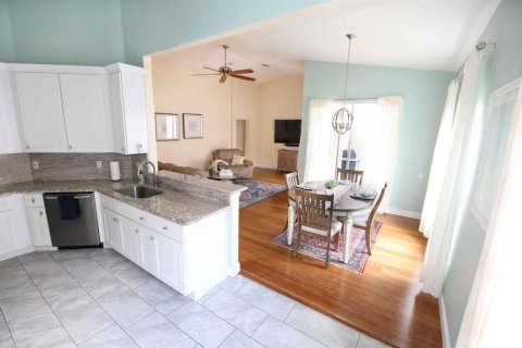 Casa en venta en Port St. Lucie, Florida, 2 dormitorios, 139.82 m2 № 2176041 - foto 12