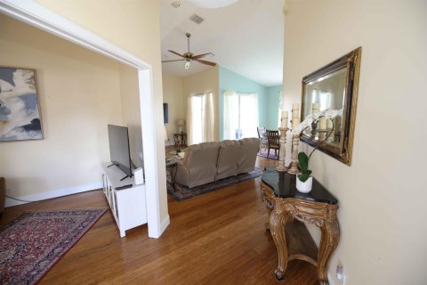 Casa en venta en Port St. Lucie, Florida, 2 dormitorios, 139.82 m2 № 2176041 - foto 3