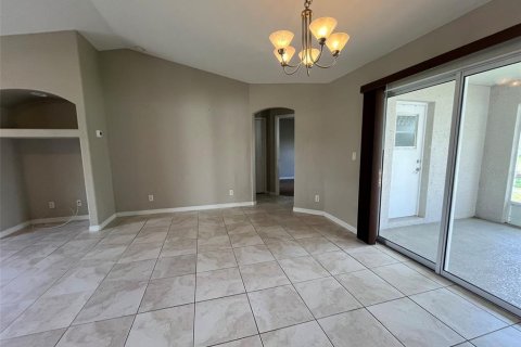 House in North Port, Florida 3 bedrooms, 148.83 sq.m. № 2197088 - photo 5