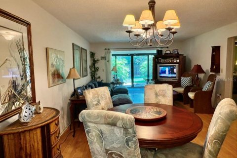 Condo in Bradenton, Florida, 2 bedrooms  № 1880736 - photo 9