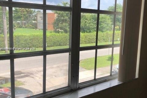 Condominio en venta en Hollywood, Florida, 2 dormitorios, 89.19 m2 № 1962774 - foto 10