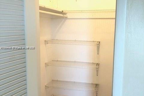 Condominio en venta en Hollywood, Florida, 2 dormitorios, 89.19 m2 № 1962774 - foto 15