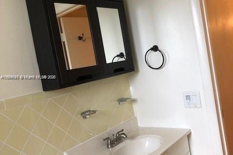 Condominio en venta en Hollywood, Florida, 2 dormitorios, 89.19 m2 № 1962774 - foto 5