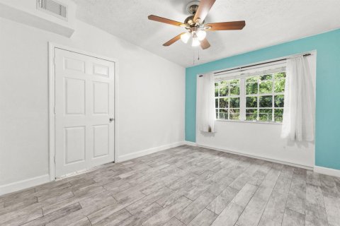 Casa en venta en St. Lucie, Florida, 3 dormitorios, 154.59 m2 № 2318343 - foto 16
