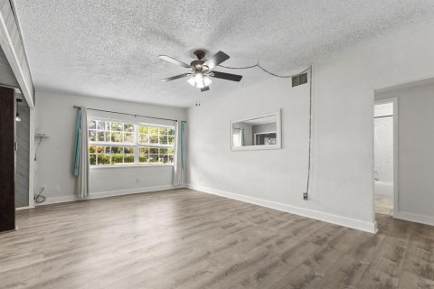 Casa en venta en St. Lucie, Florida, 3 dormitorios, 154.59 m2 № 2318343 - foto 7